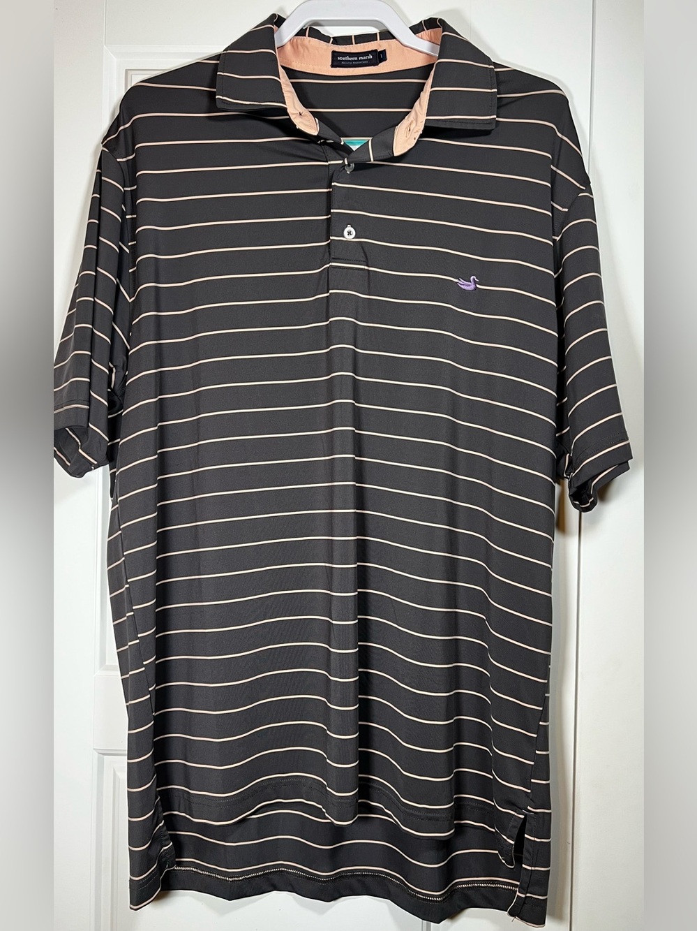 Southern Marsh Grey Taupe Polo Shirt Peach Stripes Lavender Logo Men’s Large